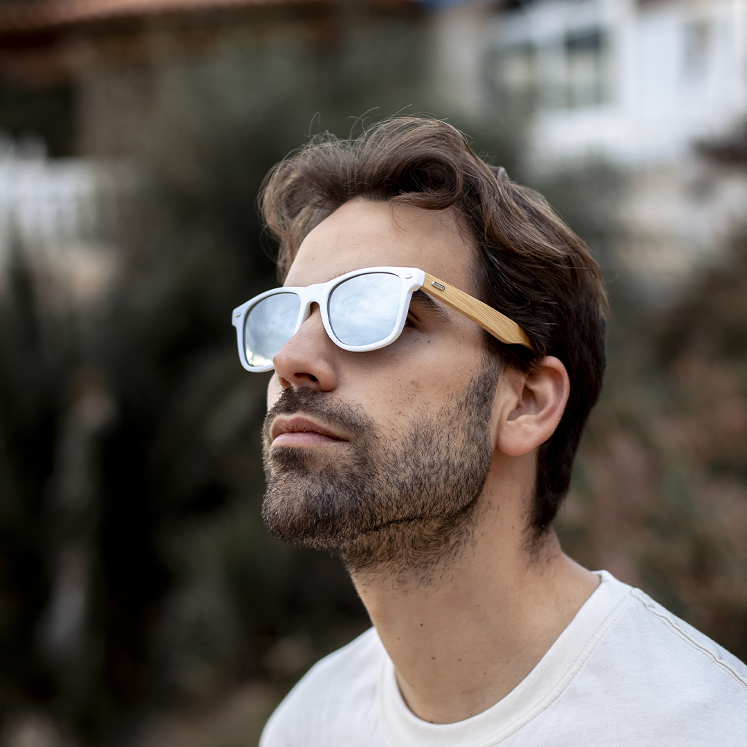 Gafas de sol personalizadas Ferguson de bambú con bolsa kraft - Verano - Regalo Promocional Personalizado - vista alternativa