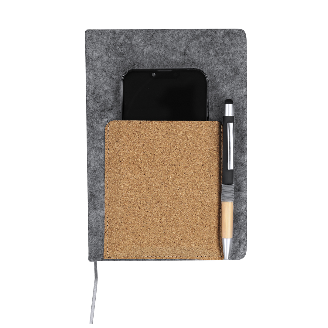 Blocde notas personalizado Wilko de fieltro RPET con bolsillo corcho - Oficina - Regalo Promocional Personalizado - vista alternativa