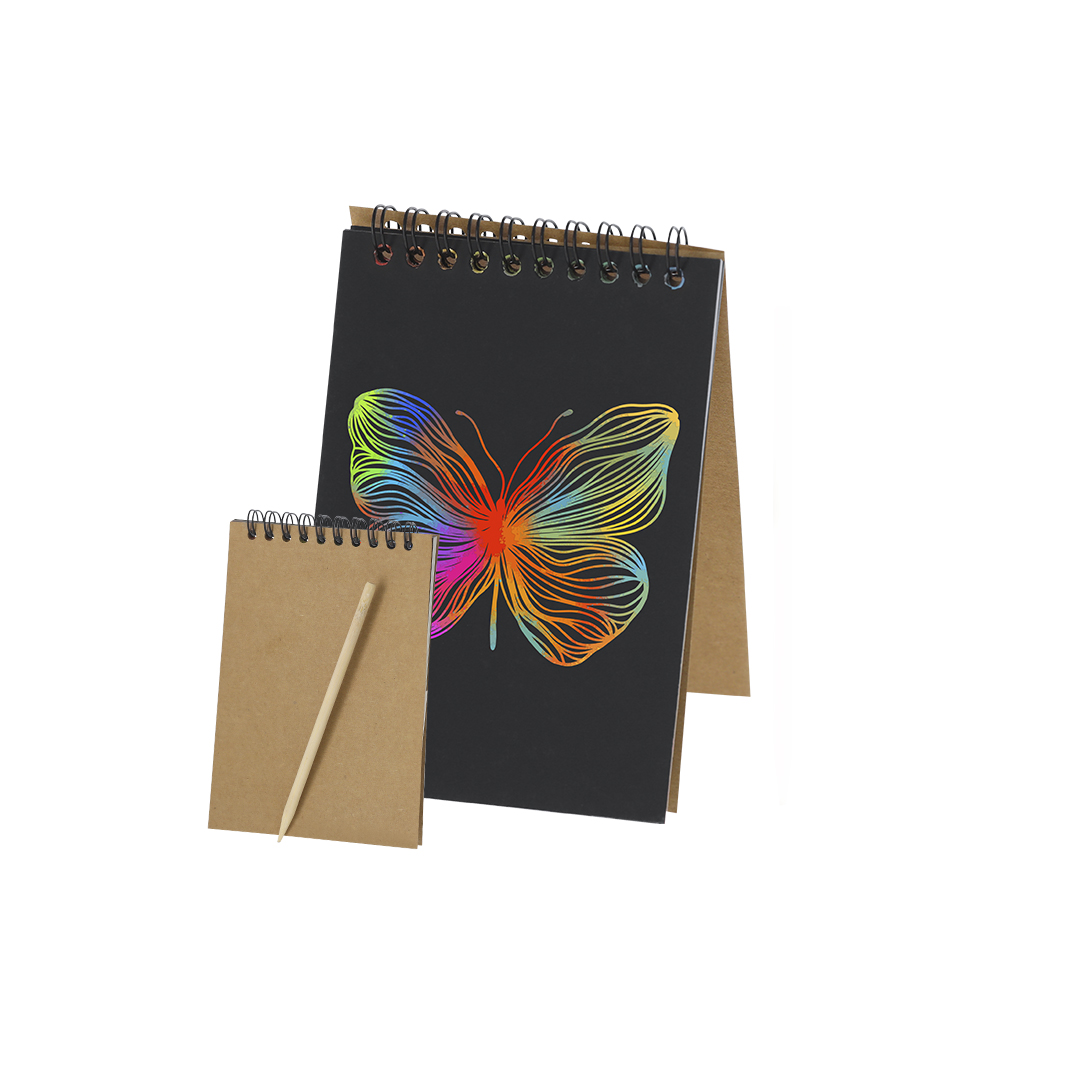 Libreta personalizada Madguire A6 de cartón reciclado para rascar - Set de escritura personalizados - Regalo Promocional Personalizado