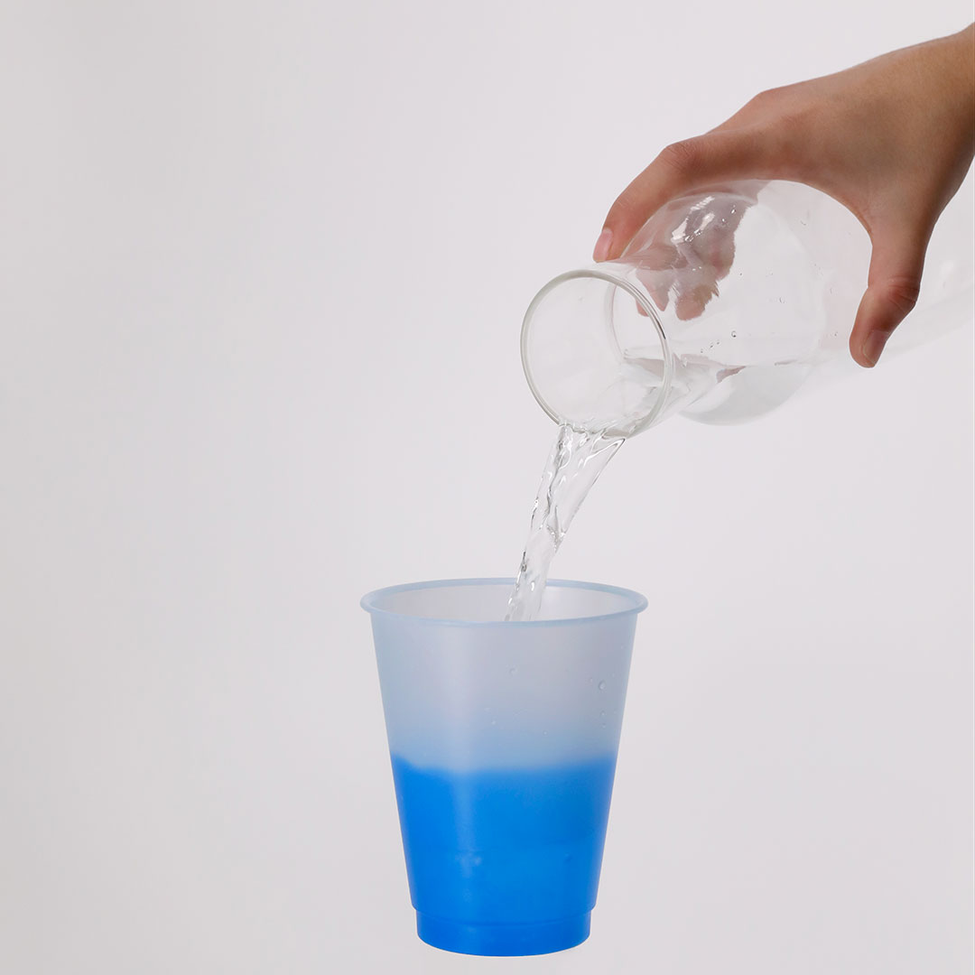Vaso personalizado Yanin de PP con cambio de color de 500ml - Tazas y vasos personalizados - Regalo Promocional Personalizado - vista alternativa