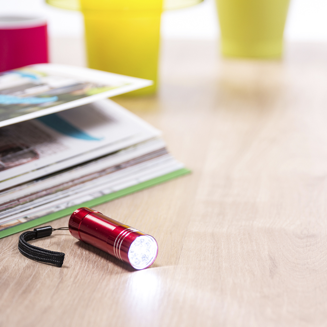 Linterna personalizada Conny de aluminio con 9 LEDs de alto poder