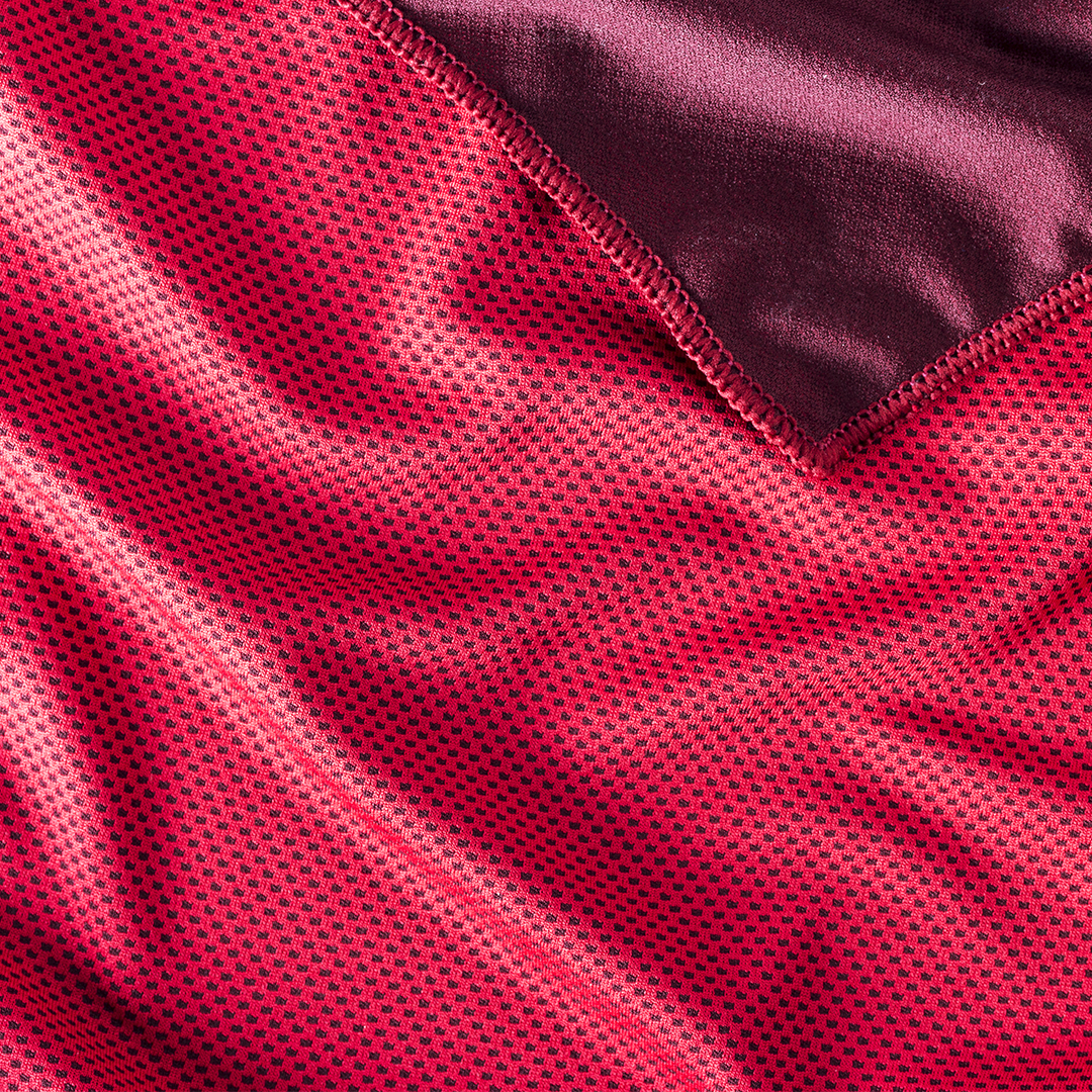 Toalla personalizada Rikat refrigerante SoftCool con protección UV50 de 90x30cm