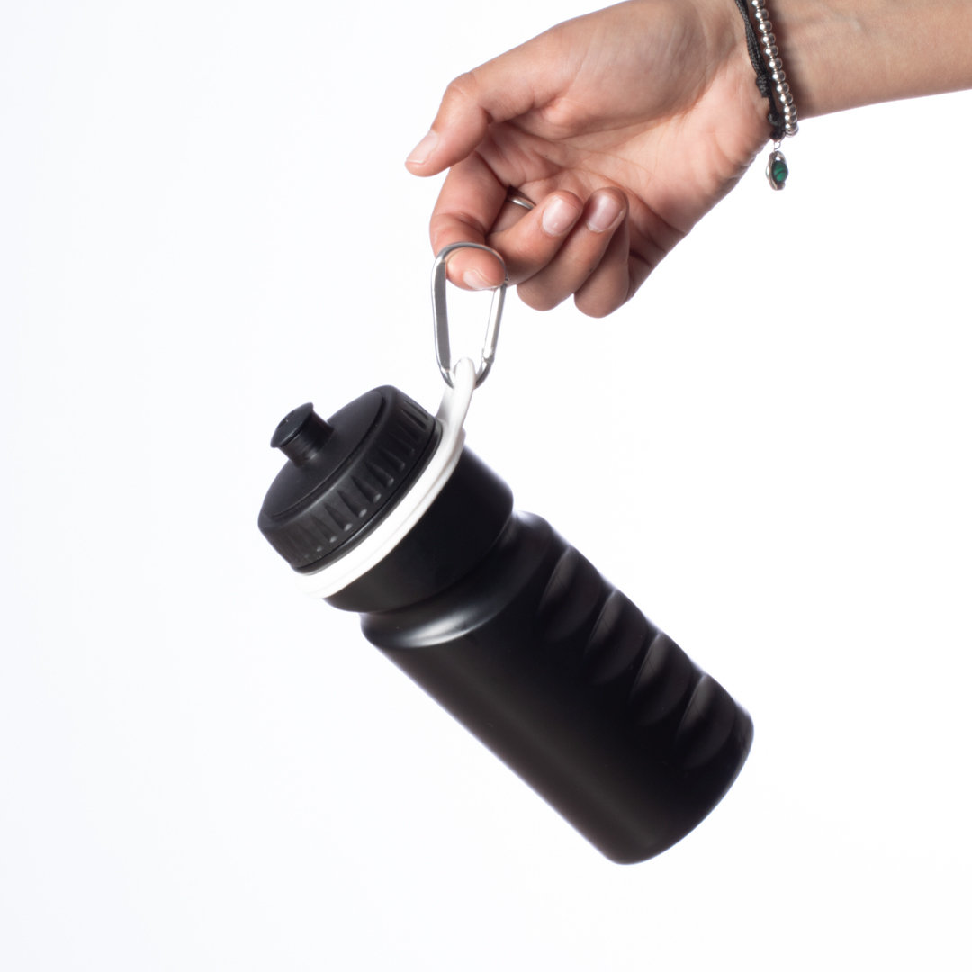 Colgador personalizado Gotan de silicona con mosquetón de aluminio