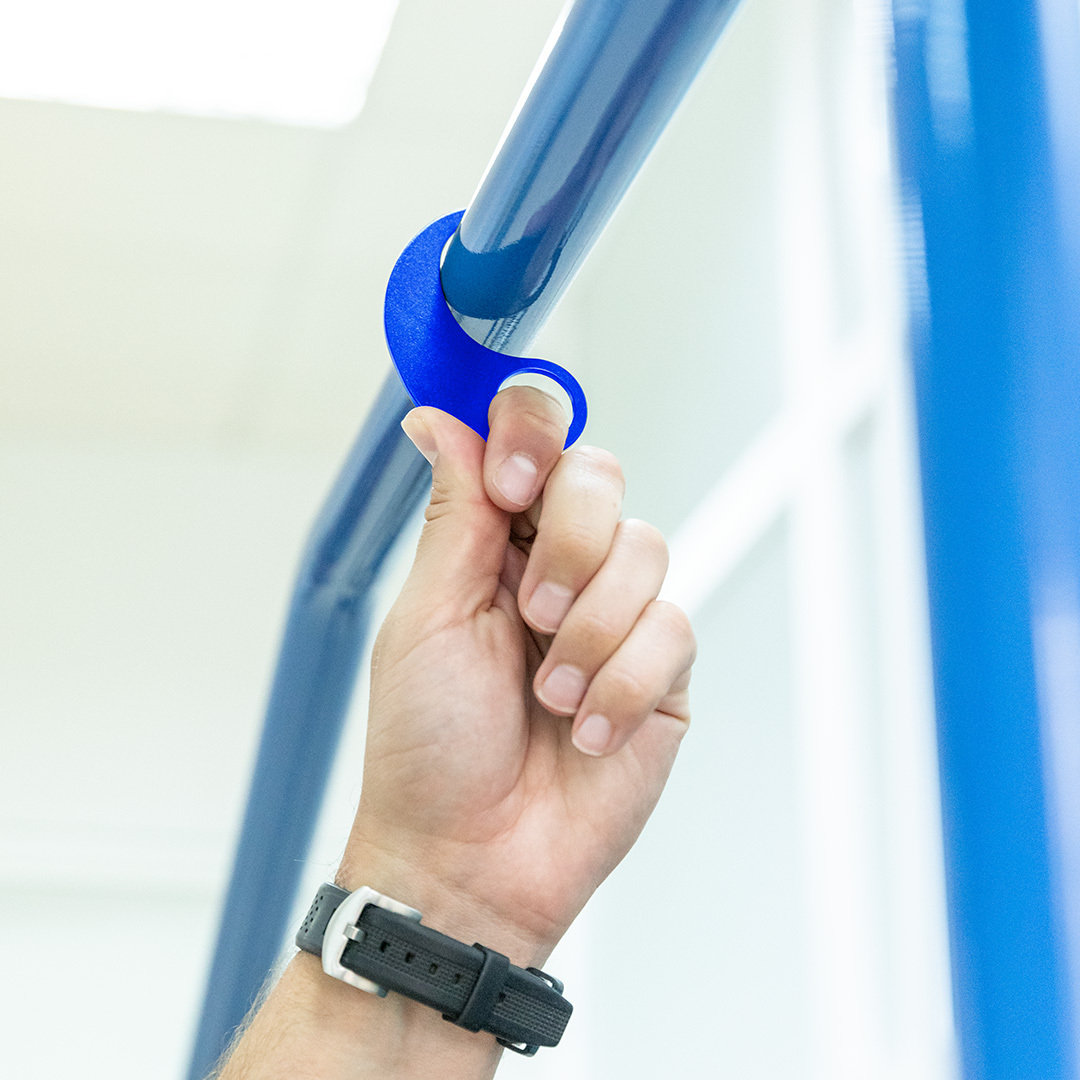 Llavero anticontac personalizado Kozko de aluminio para transporte público