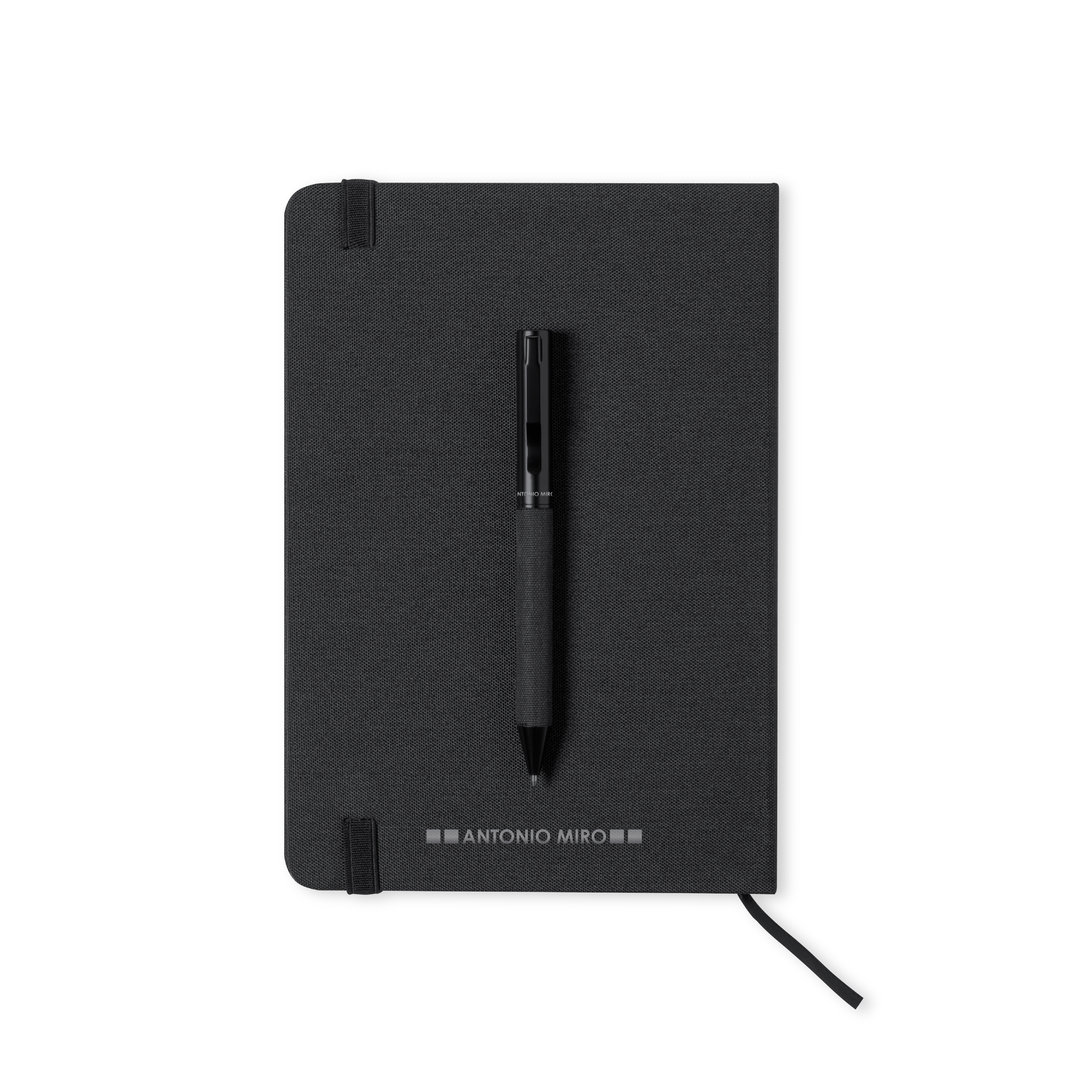 Set personalizado Nimaly Antonio Miró bloc poliéster 300D con bolígrafo - Set de escritura personalizados - Regalo Promocional Personalizado - vista alternativa