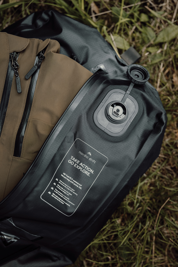 Bolsa de vacío Nordic Drift Trail RCS IPX 8 con bomba 20L - Viaje - Regalo Promocional Personalizado - imagen 10