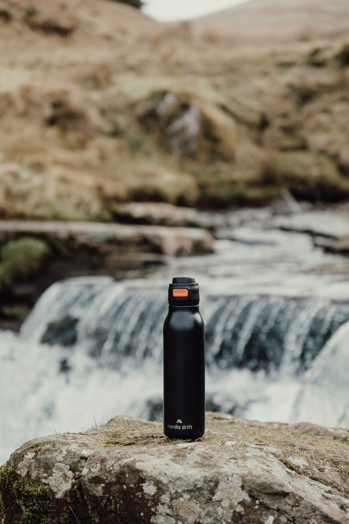 Botella de agua Nordic Drift Trail RCS de 750 ml - Tazas y botellas - Regalo Promocional Personalizado - imagen 12