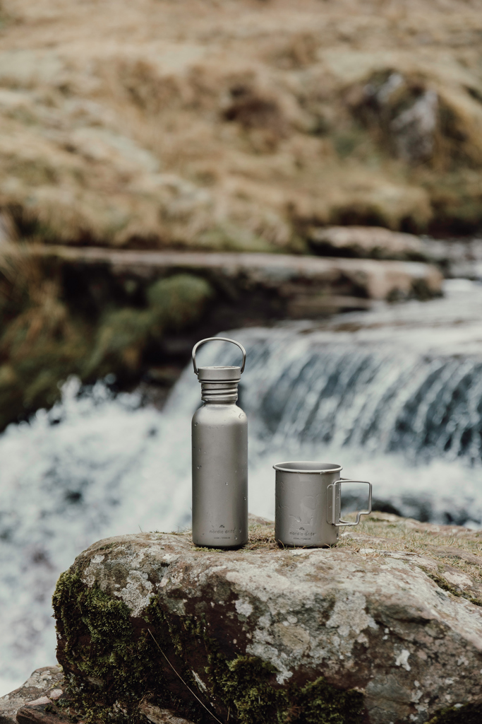 Botella agua Nordic Drift Trail Ultra Light titanio 600 ml - Tazas y botellas - Regalo Promocional Personalizado - imagen 18