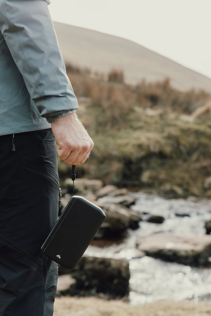 Powerbank solar 10.000 mAh Nordic Drift Titan con 3 paneles - Tecnología - Regalo Promocional Personalizado - imagen 7