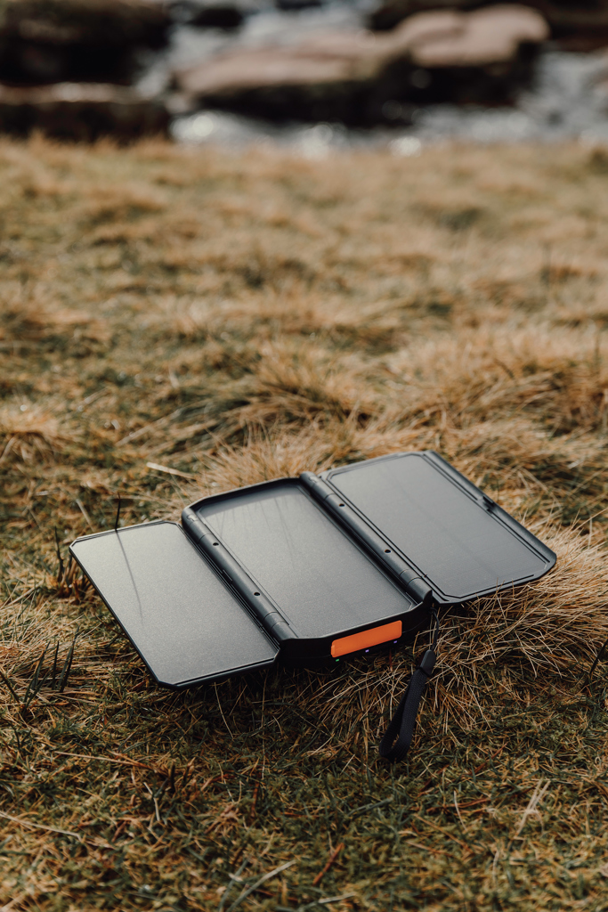 Powerbank solar 10.000 mAh Nordic Drift Titan con 3 paneles - Tecnología - Regalo Promocional Personalizado - imagen 9
