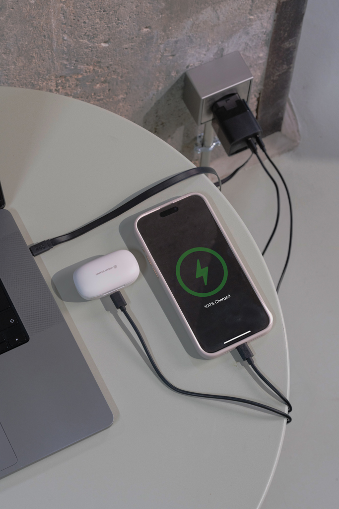 Cargador GaN Mendocino con cable retráctil Urban Vitamin 65W - Tecnología - Regalo Promocional Personalizado - imagen 16