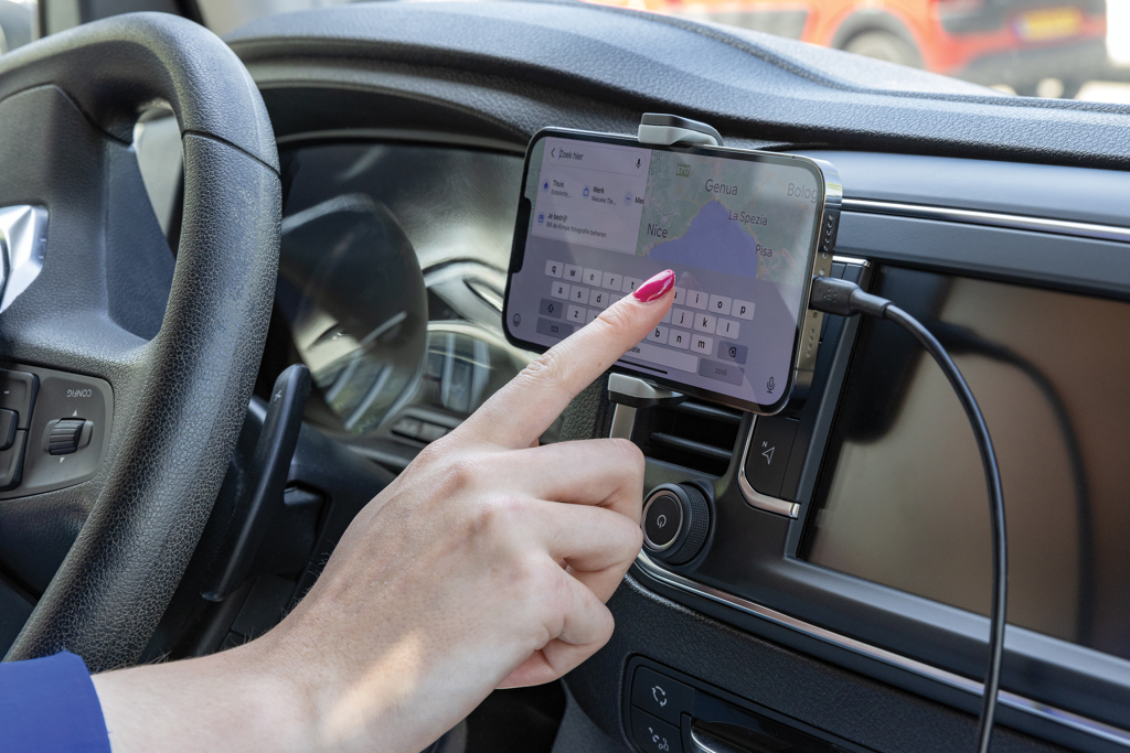 Soporte teléfono coche 360 Acar de plástico reciclado RCS - Tecnología - Regalo Promocional Personalizado - imagen 5