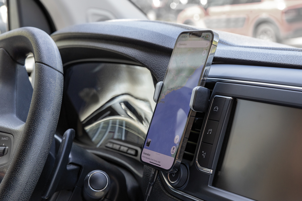 Soporte teléfono coche 360 Acar de plástico reciclado RCS - Tecnología - Regalo Promocional Personalizado - imagen 4