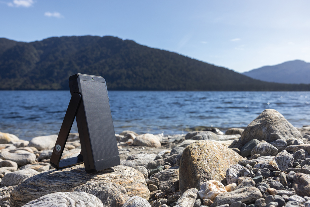 Batería solar personalizada de plástico reciclado Skywave RCS de 10.000 mah - Tecnología - Regalo Promocional Personalizado - imagen 10