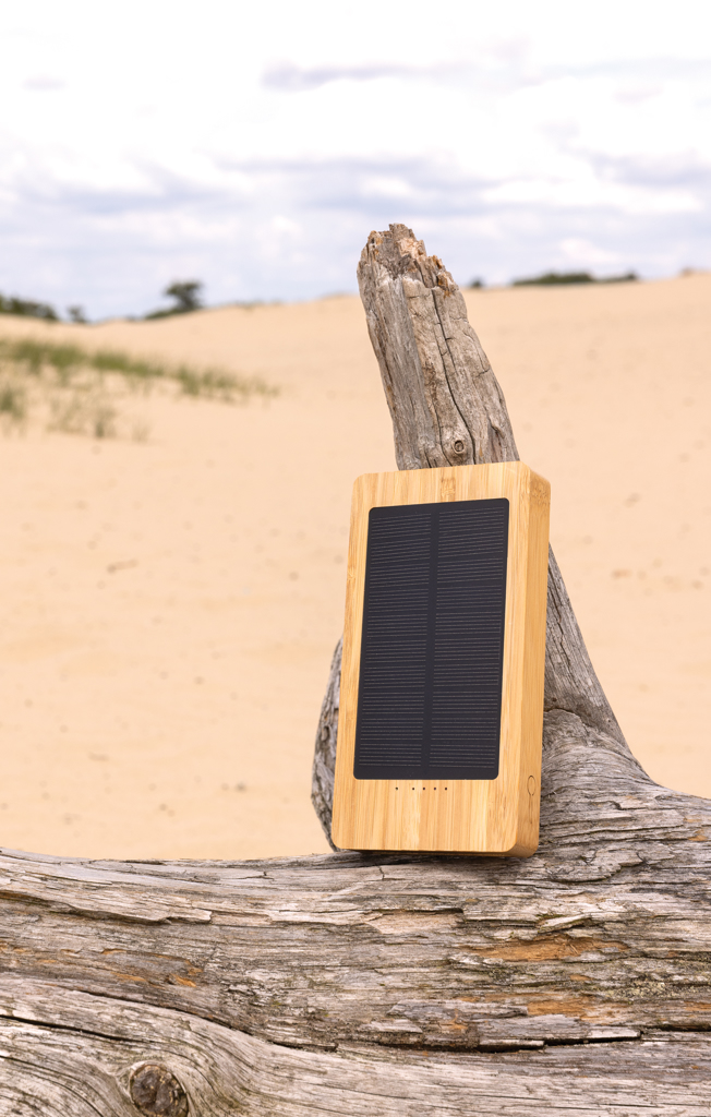 Batería solar personalizada de bambú Sunwick de 10.000 mah - Tecnología - Regalo Promocional Personalizado - imagen 7