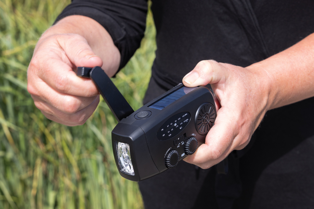 Radio de emergencia plástico reciclado RescueWave RCS - Tecnología - Regalo Promocional Personalizado - imagen 9