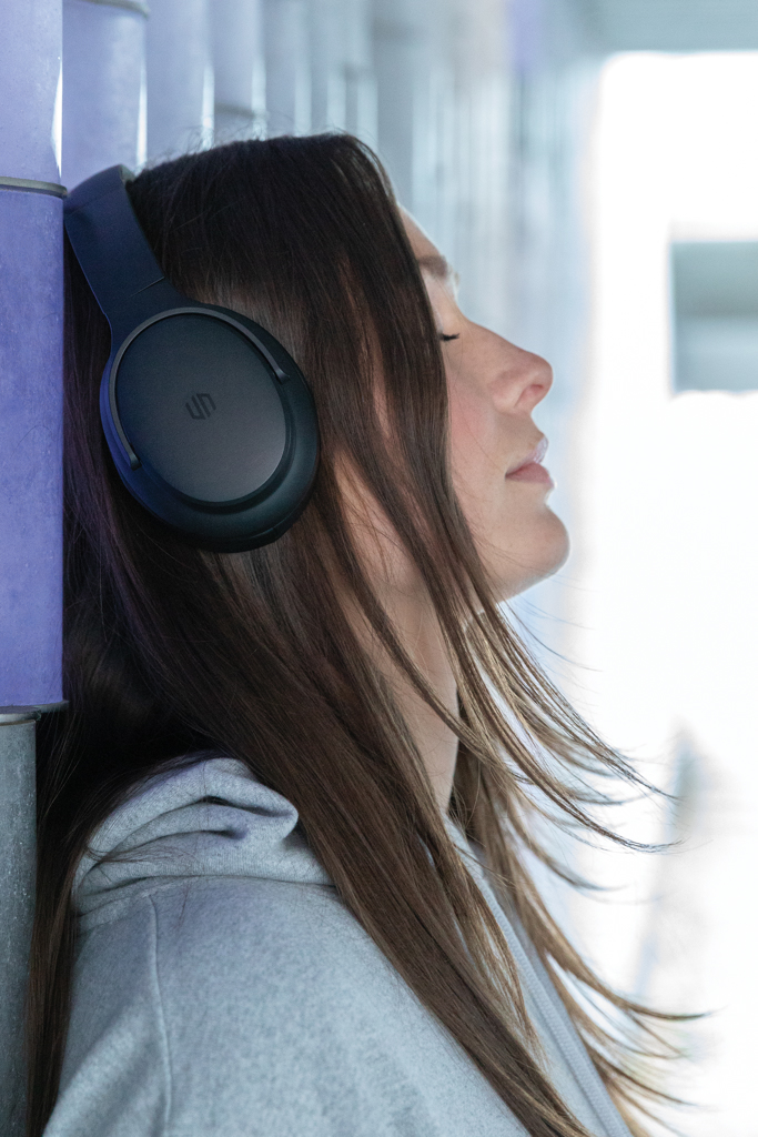 Auriculares personalizados Urban Vitamin Palo Alto RCS de plástico reciclado - Tecnología - Regalo Promocional Personalizado - imagen 16