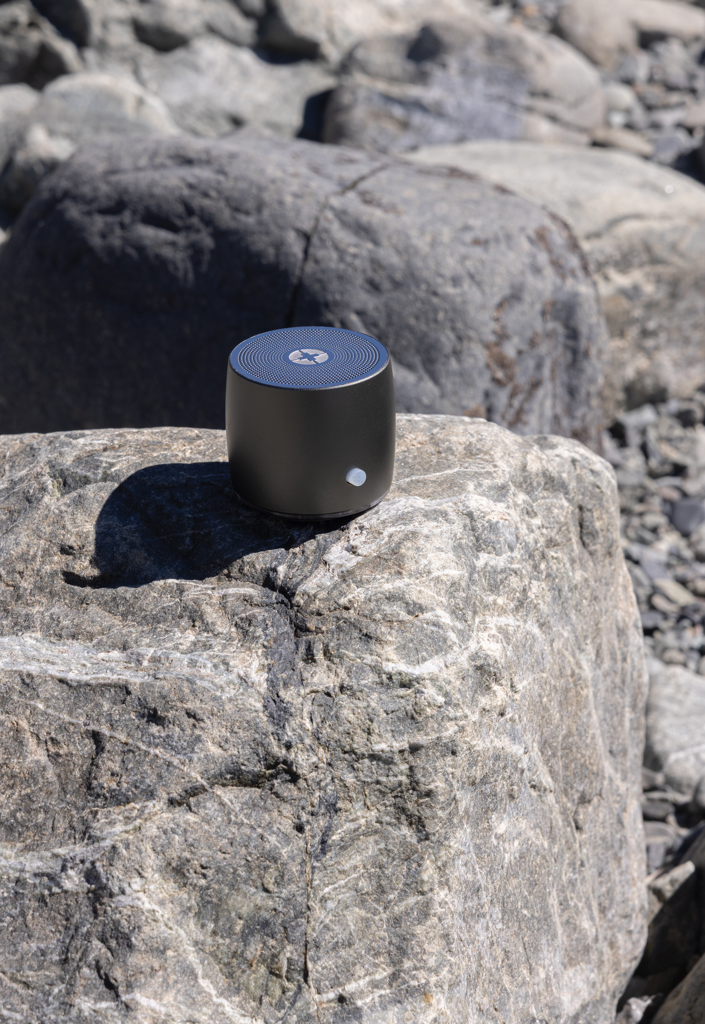 Altavoz personalizado de graves Swiss Peak RCS de aluminio reciclado de 3W - Tecnología - Regalo Promocional Personalizado - imagen 11
