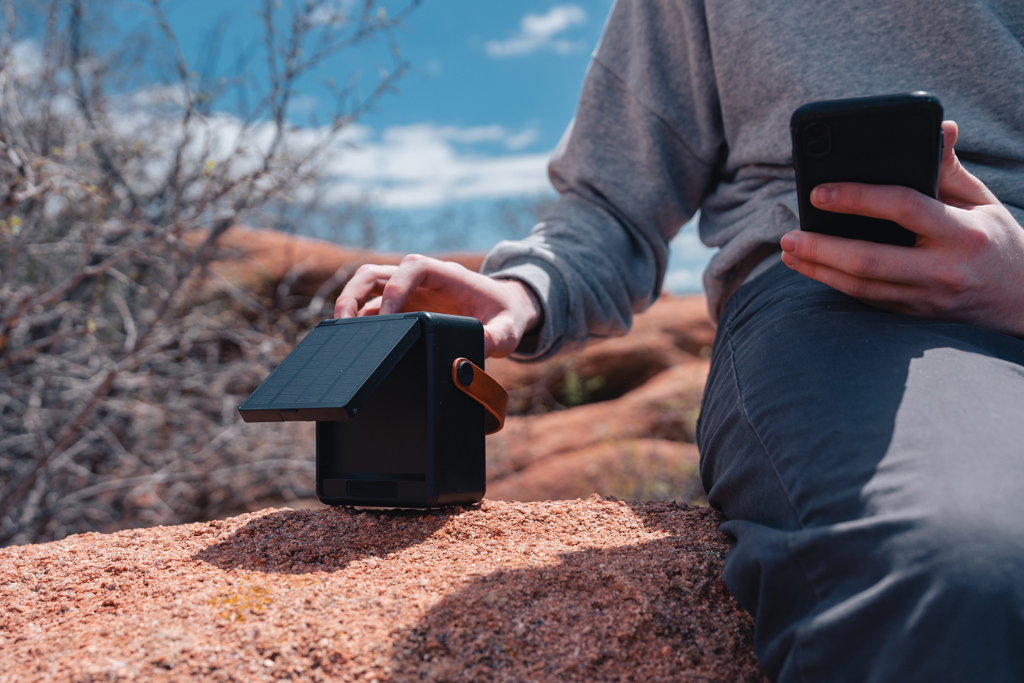 Altavoz solar personalizado Skywave de 12W con plástico reciclado RCS - Tecnología - Regalo Promocional Personalizado - imagen 17