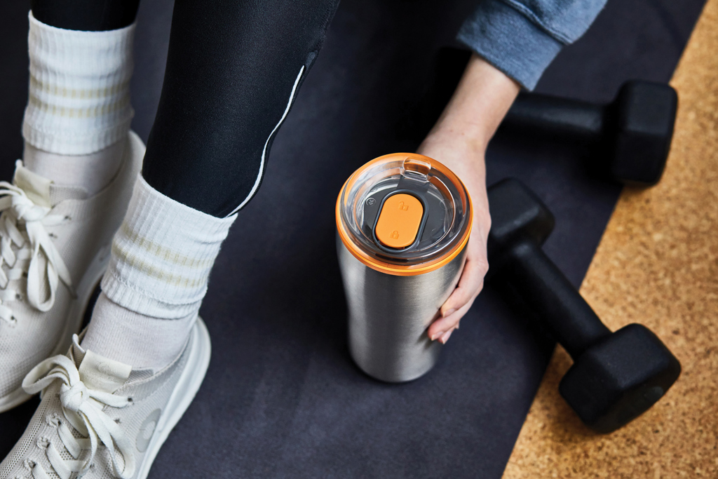 Vaso de viaje personalizado aislado Black+Blum de 600ml - Tazas y vasos personalizados - Regalo Promocional Personalizado - imagen 14