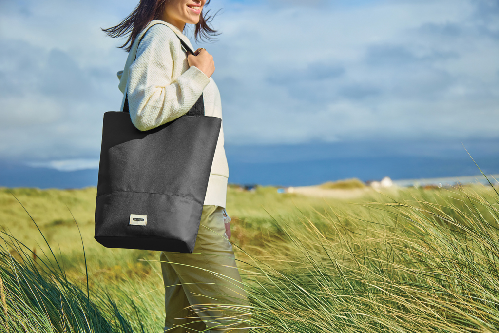Bolsa térmica Black+Blum de 16 L - Verano - Regalo Promocional Personalizado - imagen 26