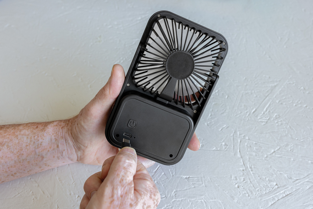 Ventilador escritorio recargable plástico reciclado Aervina - Verano - Regalo Promocional Personalizado - imagen 8