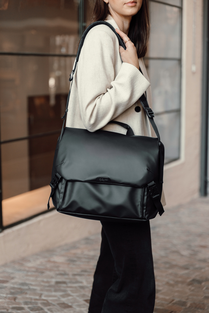 Bolsa Messenger RCS Swiss Peak OSLO - Novedades - Regalo Promocional Personalizado - imagen 12
