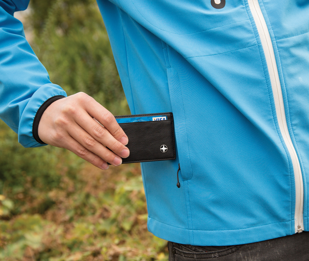 Tarjetero RFID Swiss Peak anti escáner - Viaje - Regalo Promocional Personalizado - imagen 12