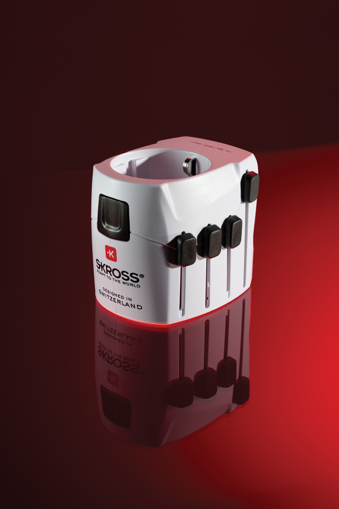 Adaptador viaje mundial personalizado SKROSS Pro 3 polos - Tecnología - Regalo Promocional Personalizado - imagen 5