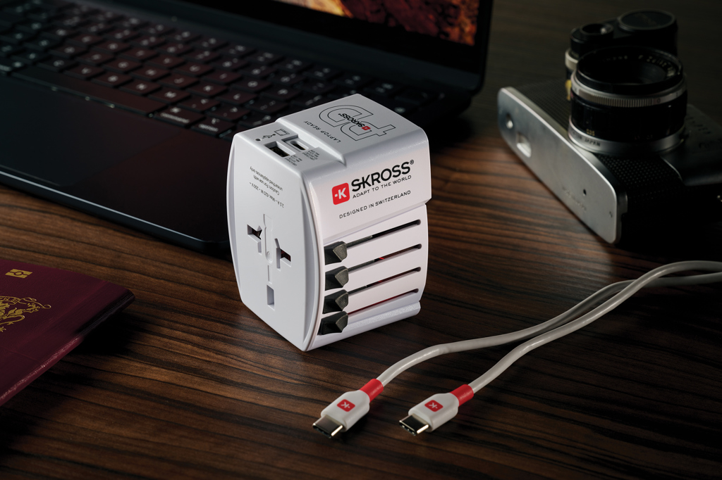 Adaptador viaje mundial personalizado SKROSS MUV 65W PD con cable C USB - Tecnología - Regalo Promocional Personalizado - imagen 10