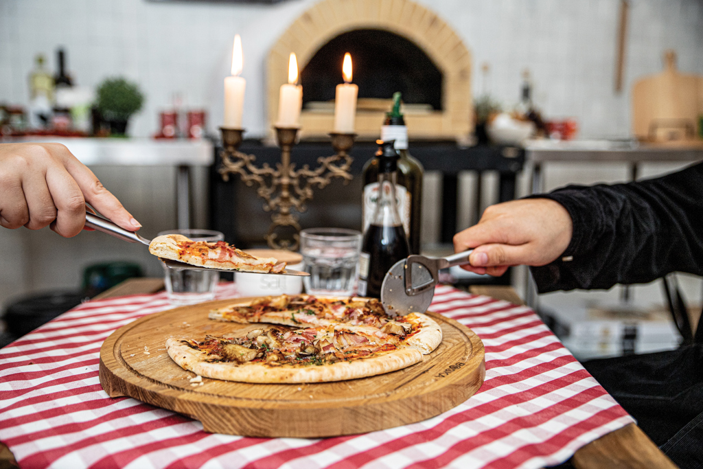 Set pizza personalizado Copenhagen BOSKA cortador y espátula - Otros accesorios cocina - Regalo Promocional Personalizado - imagen 4