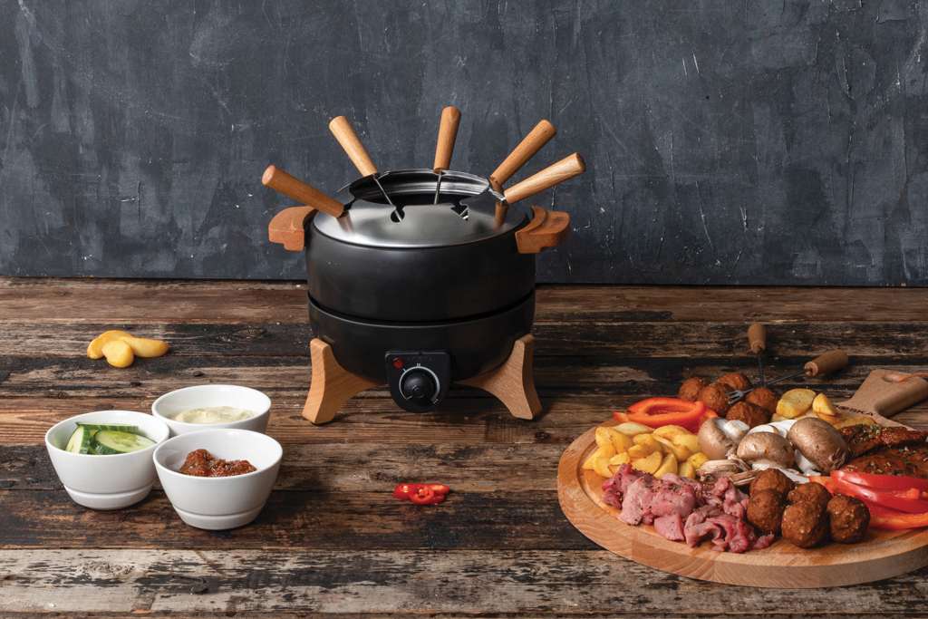 Set fondue eléctrica para fiestas BOSKA 2,3 L (tipo F UE) - Otros accesorios cocina - Regalo Promocional Personalizado - imagen 13