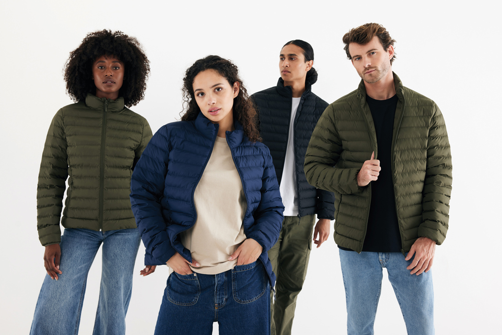 IQONIQ Maiko chaqueta acolchada hombre poliéster reciclado - Ropa y accesorios - Regalo Promocional Personalizado - imagen 12