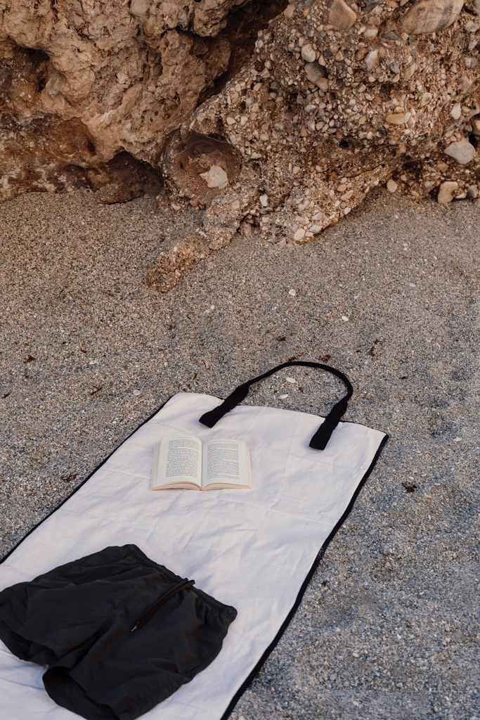 Toalla de playa personalizada VINGA Volonne con lona reciclada AWARE - Verano - Regalo Promocional Personalizado - imagen 5