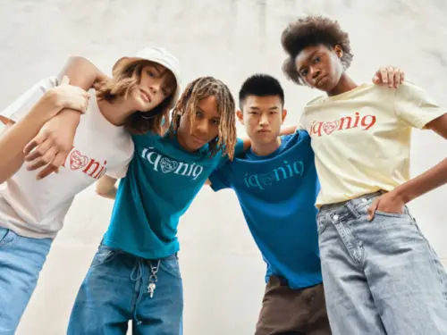 Camisetas de algodón reciclado personalizadas con logo