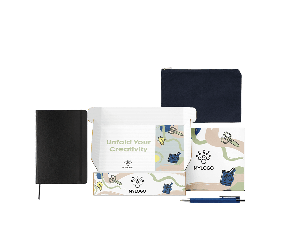 Welcome pack creativo para empleados con cuaderno negro, estuche textil azul marino y bolígrafo azul en caja regalo personalizable.
